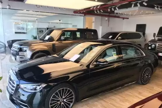 Совершенно новый Mercedes-Benz SZ Продается в Доха #11695 - 1  image 