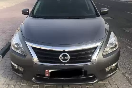 Gebraucht Nissan Altima Zu verkaufen in Al Sadd , Doha #11702 - 1  image 