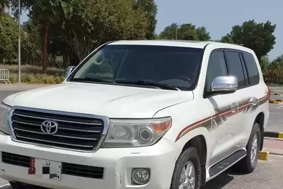 Использовал Toyota Land Cruiser Продается в Аль-Садд , Доха #11751 - 1  image 
