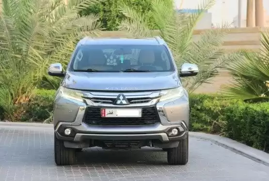 Использовал Mitsubishi Unspecified Продается в Аль-Садд , Доха #11761 - 1  image 