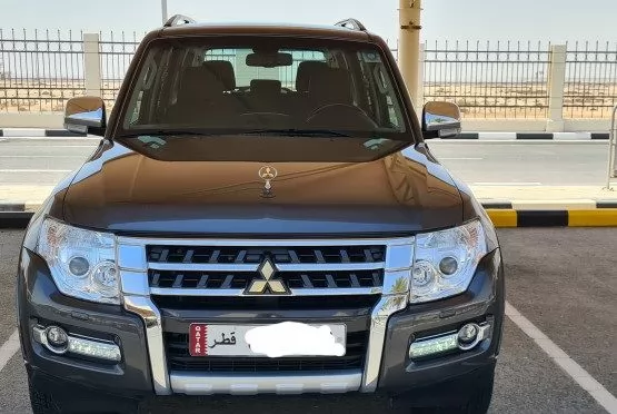 Использовал Mitsubishi Pajero Продается в Доха #11775 - 1  image 