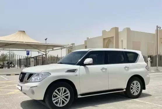مستعملة Nissan Patrol للبيع في الدوحة #11900 - 1  صورة 