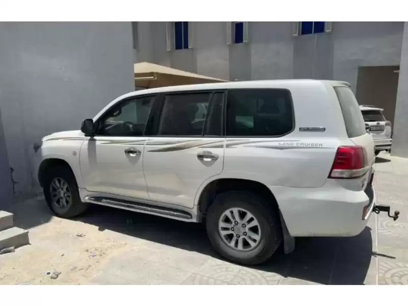 Used Toyota Land Cruiser For Sale in Doha #11923 - 1  image 