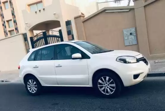 Использовал Renault Koleos Продается в Доха #11943 - 1  image 