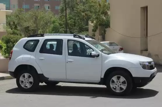 Использовал Renault Unspecified Продается в Аль-Садд , Доха #11961 - 1  image 