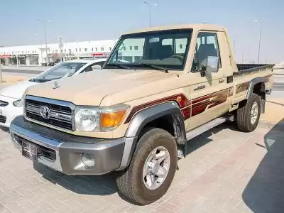 Utilisé Toyota Unspecified À vendre au Al-Sadd , Doha #12003 - 1  image 
