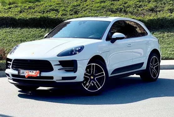 Used Porsche Macan For Sale in The-Pearl-Qatar , Doha-Qatar #12005 - 1  image 