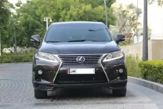用过的 Lexus RX3 出售 在 萨德 , 多哈 #12095 - 1  image 
