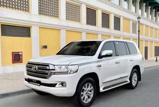 Used Toyota Land Cruiser For Sale in Doha #12131 - 1  image 