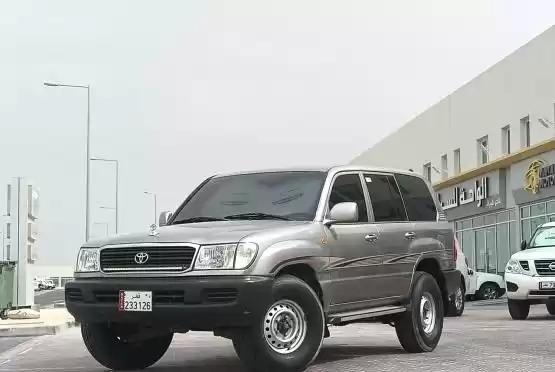 مستعملة Toyota Land Cruiser للبيع في الدوحة #12146 - 1  صورة 