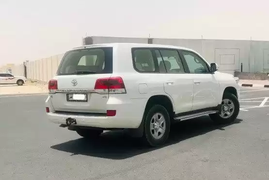 مستعملة Toyota Land Cruiser للبيع في الدوحة #12169 - 1  صورة 