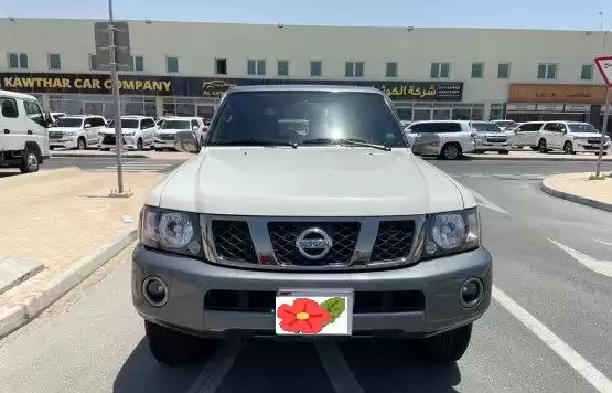 مستعملة Nissan Patrol للبيع في الدوحة #12198 - 1  صورة 