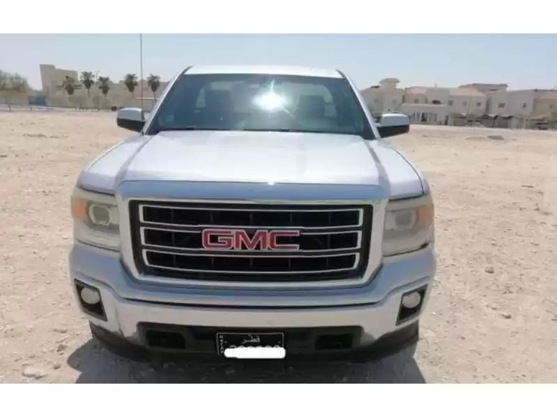 Used GMC Sierra For Sale in Doha #12201 - 1  image 