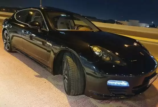 Gebraucht Porsche Unspecified Zu verkaufen in Doha #12278 - 1  image 