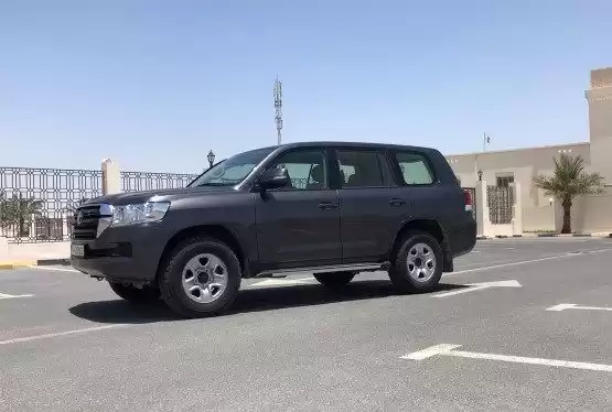 Utilisé Toyota Unspecified À vendre au Doha #12328 - 1  image 