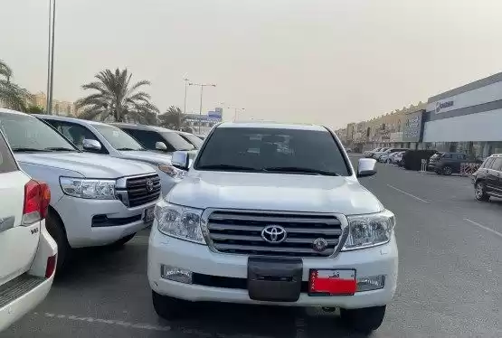 مستعملة Toyota Unspecified للبيع في الدوحة #12345 - 1  صورة 