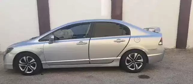 用过的 Honda Civic 出售 在 萨德 , 多哈 #12435 - 1  image 