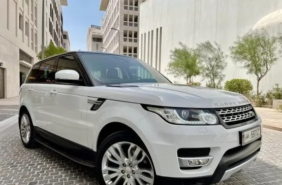 مستعملة Land Rover Unspecified للبيع في الدوحة #12478 - 1  صورة 
