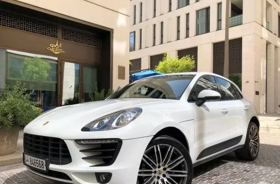 Kullanılmış Porsche Unspecified Satılık içinde Doha #12490 - 1  image 