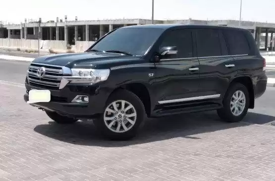 Utilisé Toyota Unspecified À vendre au Doha #12575 - 1  image 