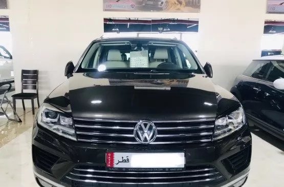 مستعملة Volkswagen Unspecified للبيع في الدوحة #12576 - 1  صورة 