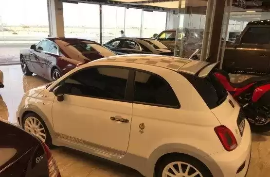 Gebraucht Fiat Unspecified Zu verkaufen in Doha #12599 - 1  image 