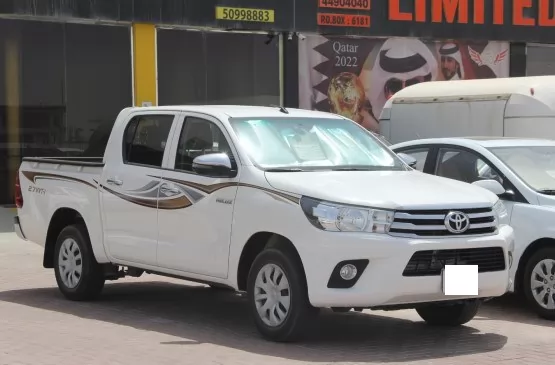 Used Toyota Hilux For Sale in Doha-Qatar #12607 - 1  image 