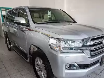 Utilisé Toyota Unspecified À vendre au Doha #12650 - 1  image 
