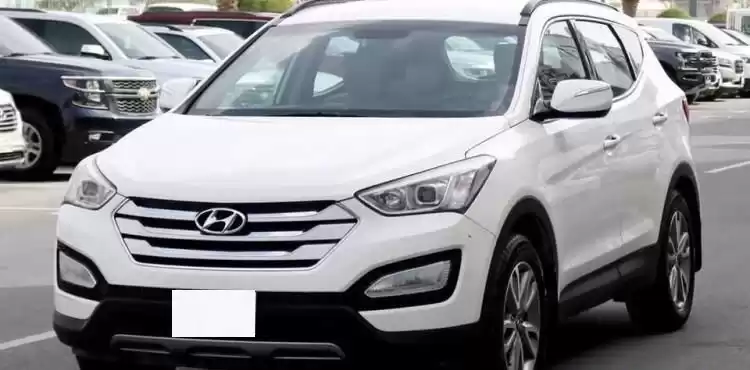 Использовал Hyundai Santa Fe Продается в Доха #12727 - 1  image 