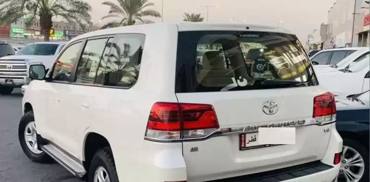 مستعملة Toyota Land Cruiser للبيع في الدوحة #12943 - 1  صورة 