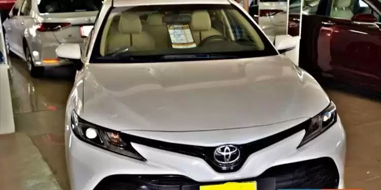 Used Toyota Camry For Sale in Doha #13053 - 1  image 