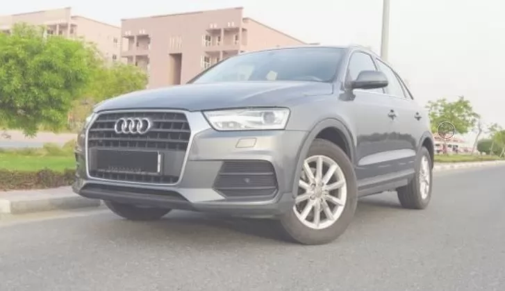 Использовал Audi Q3 Crossover Продается в Доха #13288 - 1  image 