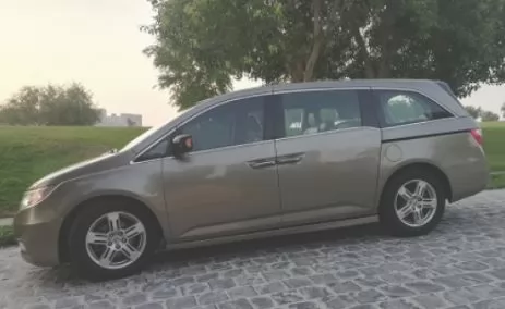 Gebraucht Honda Odyssey Zu verkaufen in Al Sadd , Doha #13347 - 1  image 