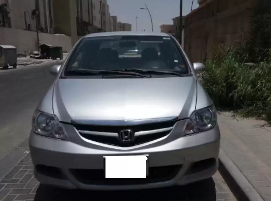 Gebraucht Honda City Zu verkaufen in Al Sadd , Doha #13351 - 1  image 