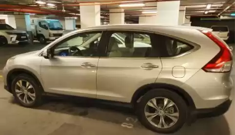 Использовал Honda CR-V Продается в Аль-Садд , Доха #13360 - 1  image 