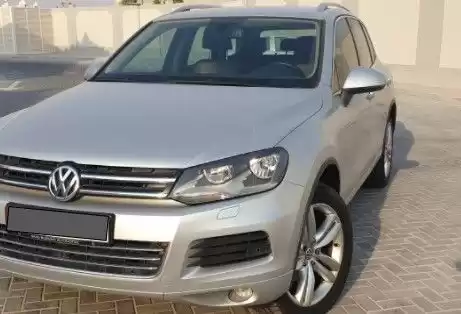 مستعملة Volkswagen Touareg للبيع في الدوحة #13466 - 1  صورة 