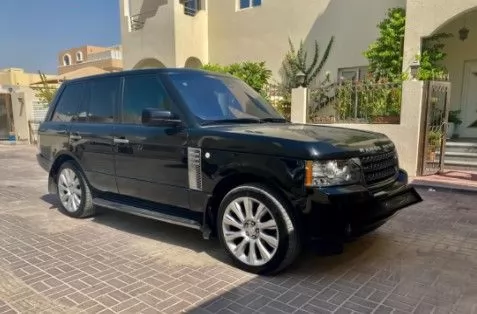 مستعملة Land Rover Range Rover vogue للبيع في الدوحة #13472 - 1  صورة 