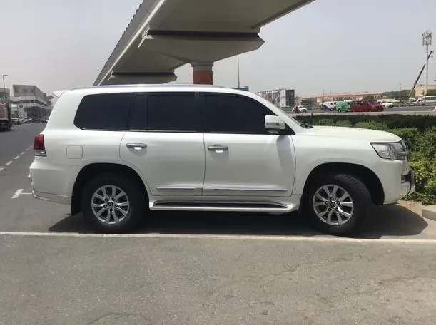 Utilisé Toyota Unspecified À vendre au Dubai #13538 - 1  image 