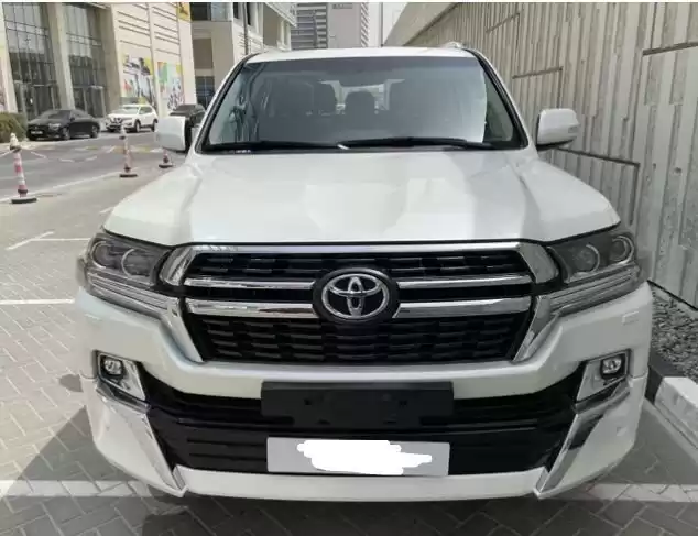 Kullanılmış Toyota Unspecified Satılık içinde Dubai #13579 - 1  image 