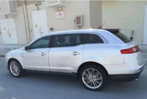 Used Lincoln Unspecified For Sale in Al Sadd , Doha #13596 - 1  image 