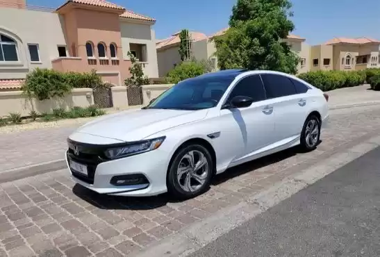 Used Honda Accord For Sale in Dubai #13663 - 1  image 