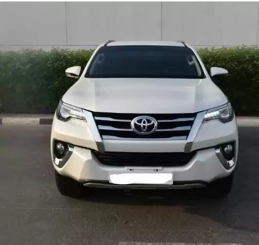 Utilisé Toyota Unspecified À vendre au Dubai #13755 - 1  image 