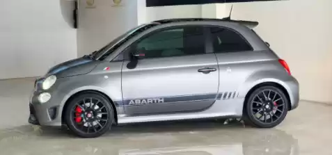 مستعملة Fiat Abarth للبيع في الدوحة #13810 - 1  صورة 