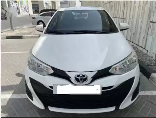 Использовал Toyota Yaris Продается в Дубай #13918 - 1  image 
