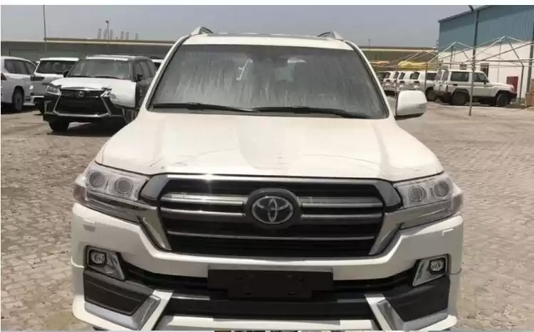 Utilisé Toyota Unspecified À vendre au Dubai #13924 - 1  image 
