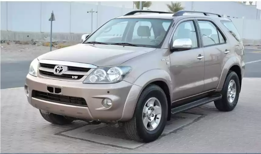 Utilisé Toyota Unspecified À vendre au Dubai #13950 - 1  image 