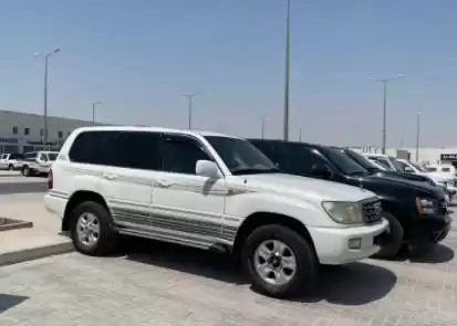 استفاده شده Toyota Land Cruiser برای فروش که در دوحه #13952 - 1  image 