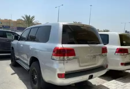 Used Toyota Land Cruiser For Sale in Doha #13962 - 1  image 