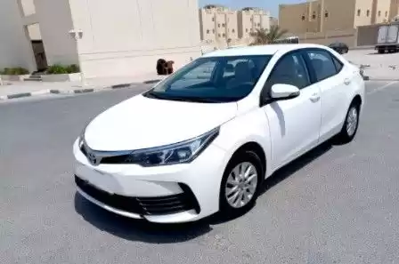 Gebraucht Toyota Corolla Zu verkaufen in Al Sadd , Doha #14101 - 1  image 