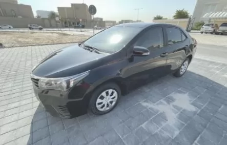Kullanılmış Toyota Corolla Satılık içinde Al Sadd , Doha #14108 - 1  image 